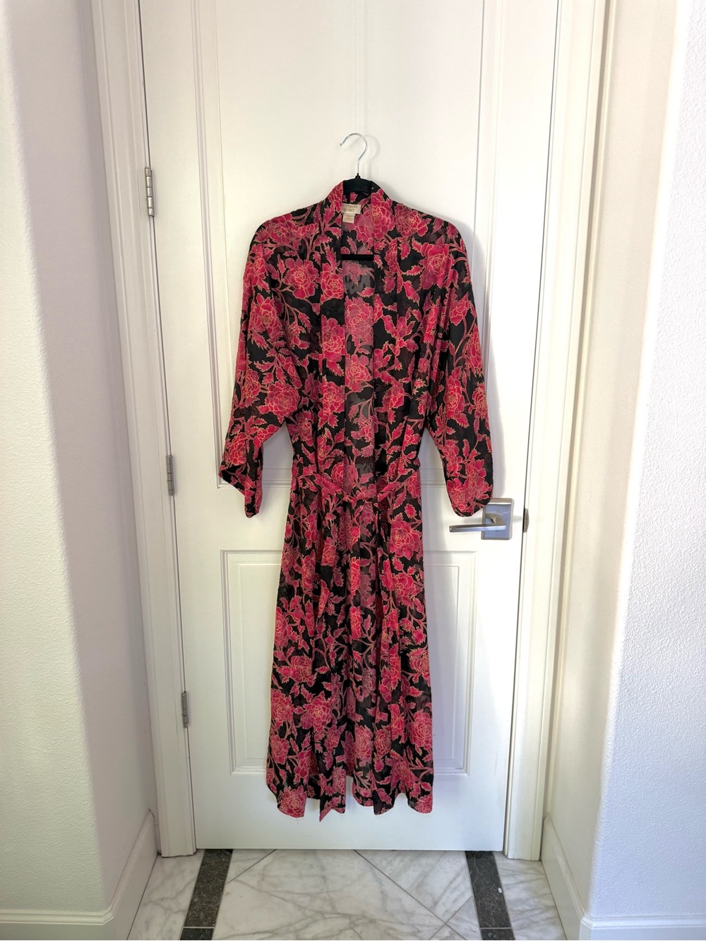 Vintage Gold Label Victoria’s Secret Floral Long Kimono Robe Medium Large FAIR